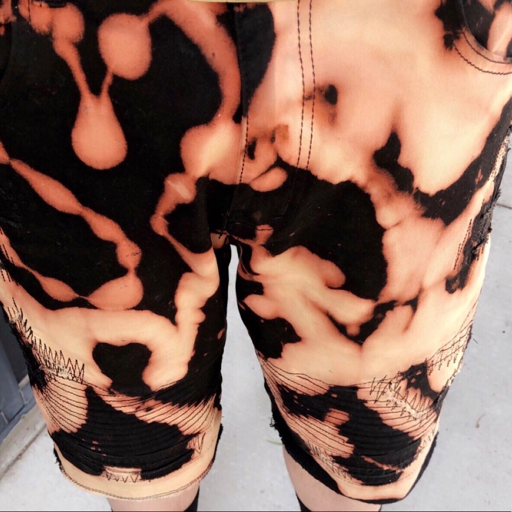 Dripnosis acid wash shorts hourglass